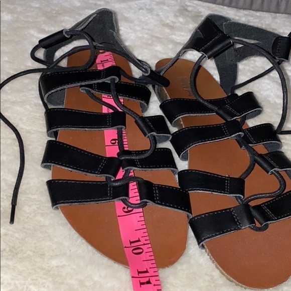 MIA  gladiators sandals 9.5 - Picture 4 of 9